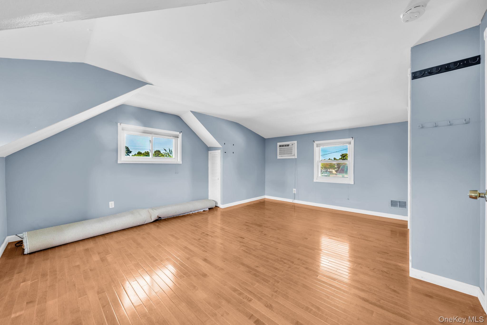 7 Ronald Avenue Property Photo 27