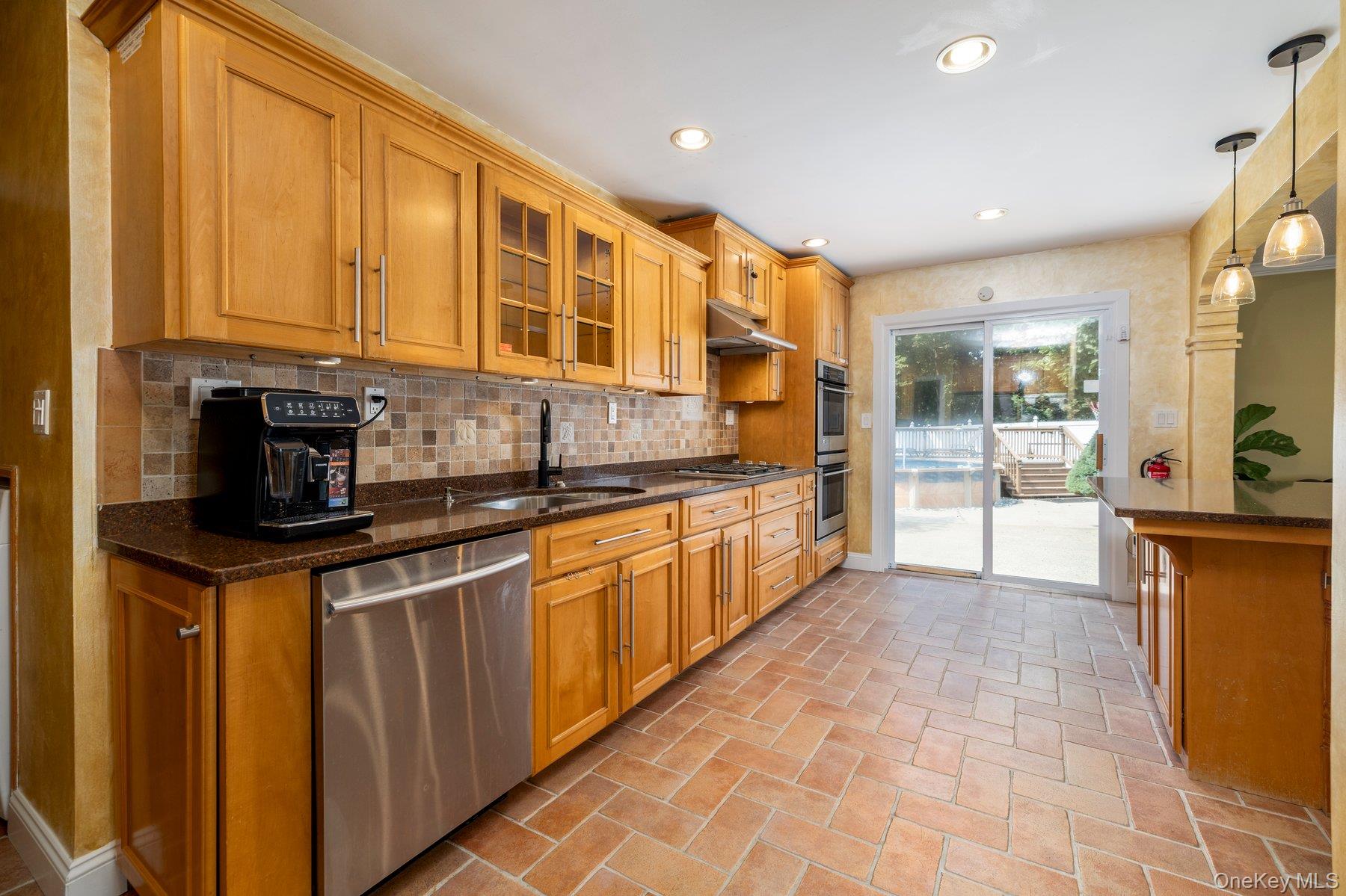 791 Cornwell Avenue Property Photo 15