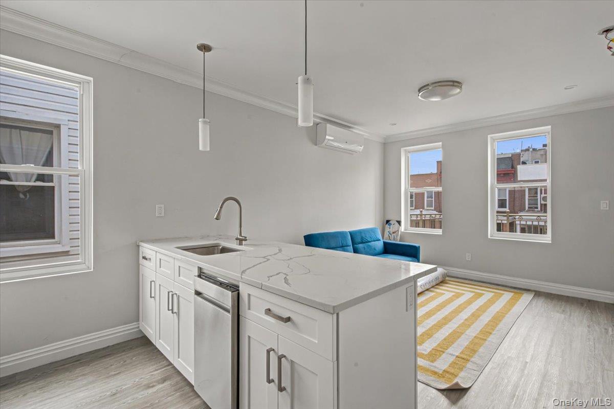 2418 42nd Street Property Photo 15