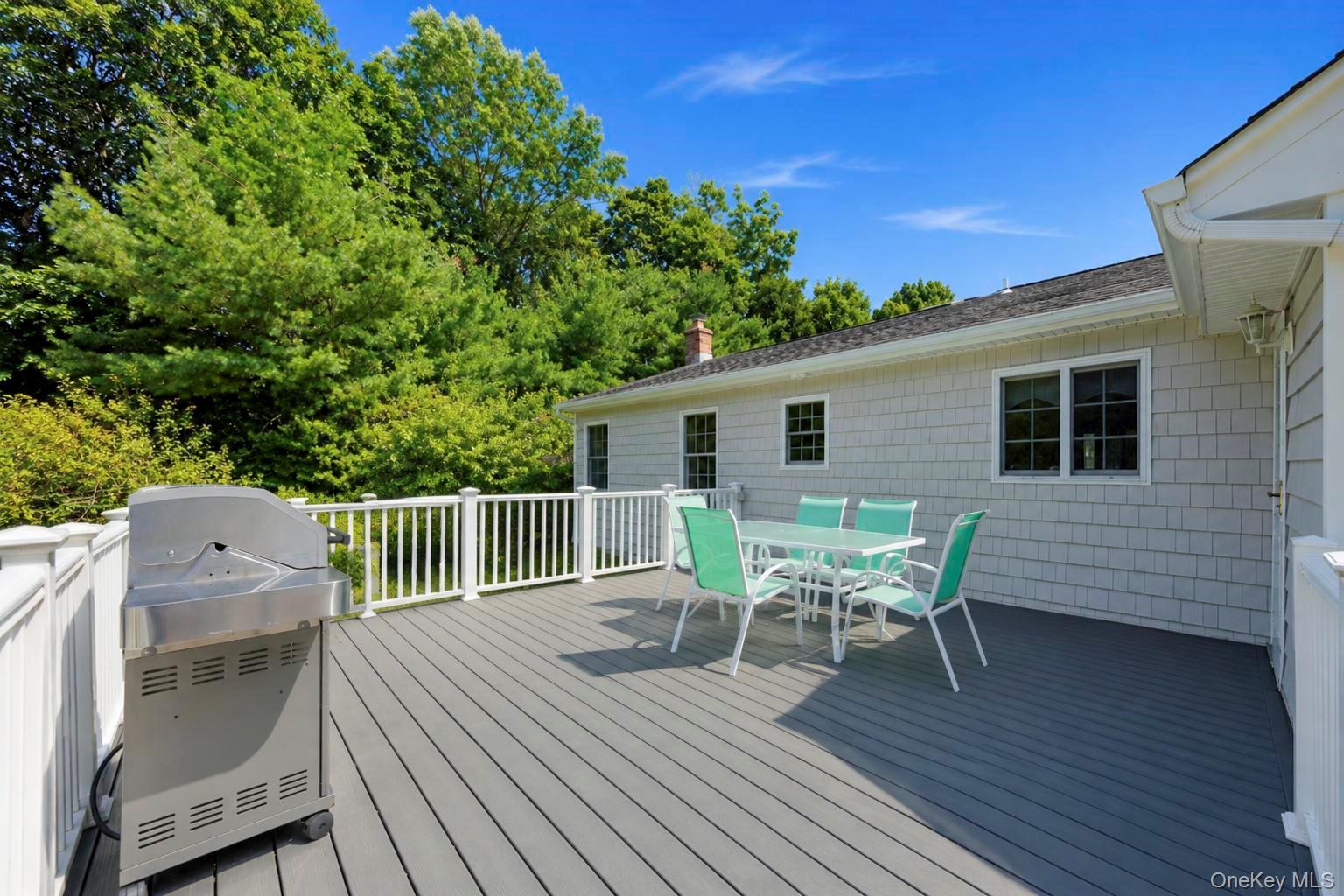 29 Niewood Drive Property Photo 13