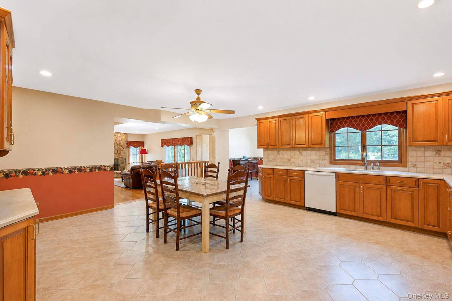 29 Niewood Drive Property Photo 18