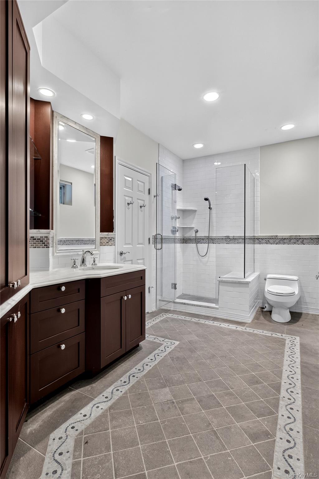 63 Charney Court Property Photo 29