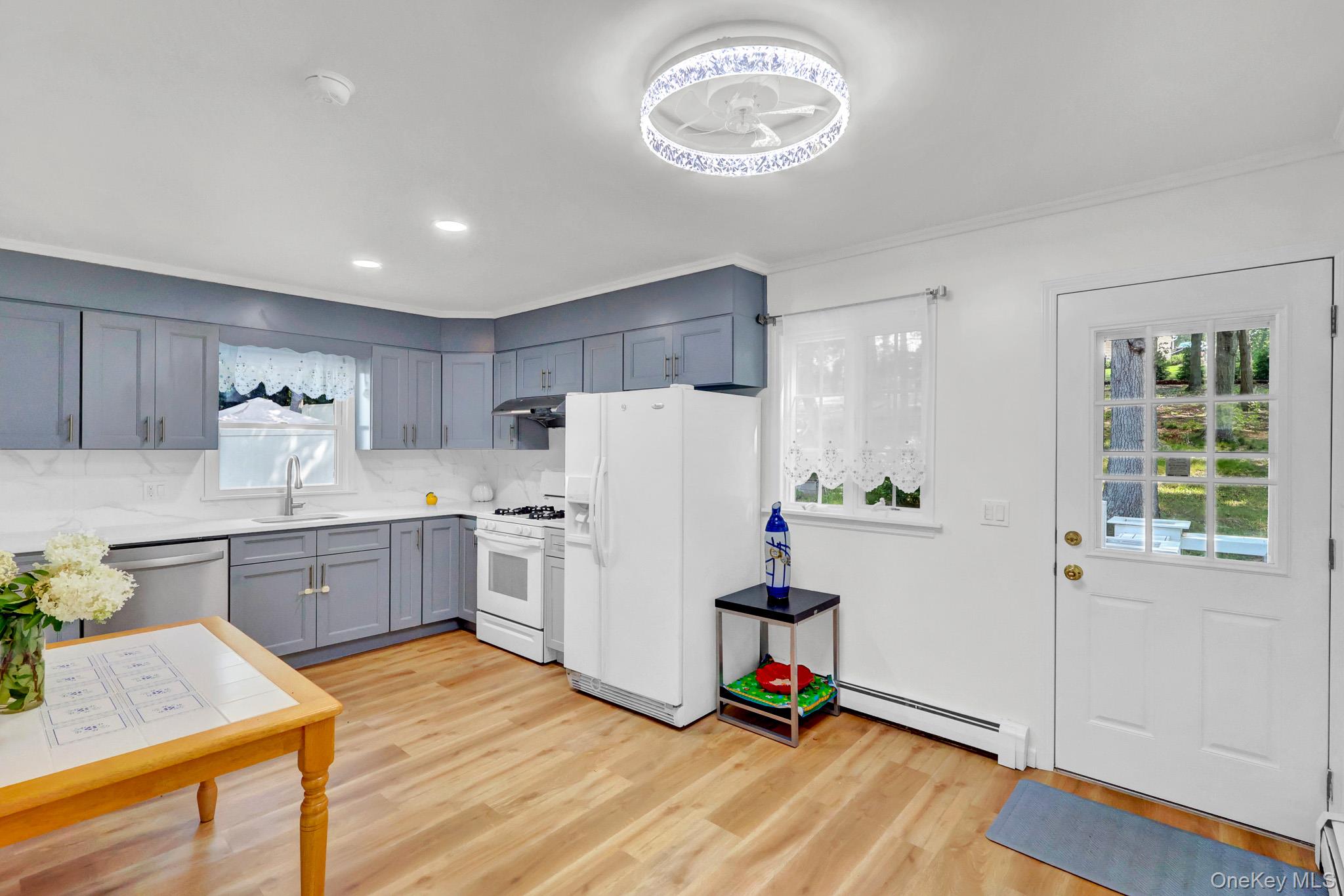 653 Meadow Road Property Photo 8