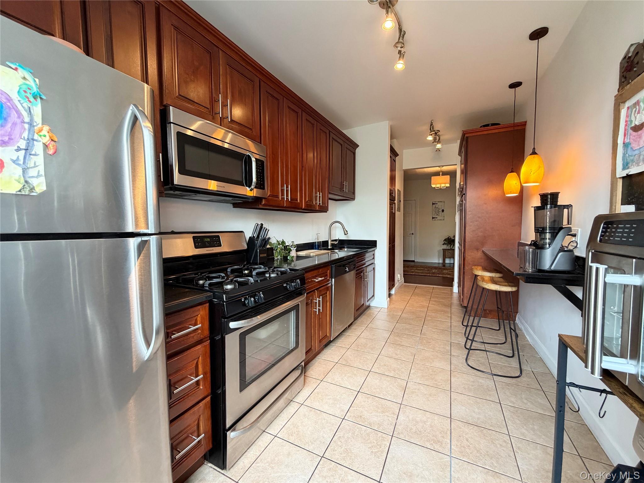 531 Lincoln Avenue 5l Property Photo 17