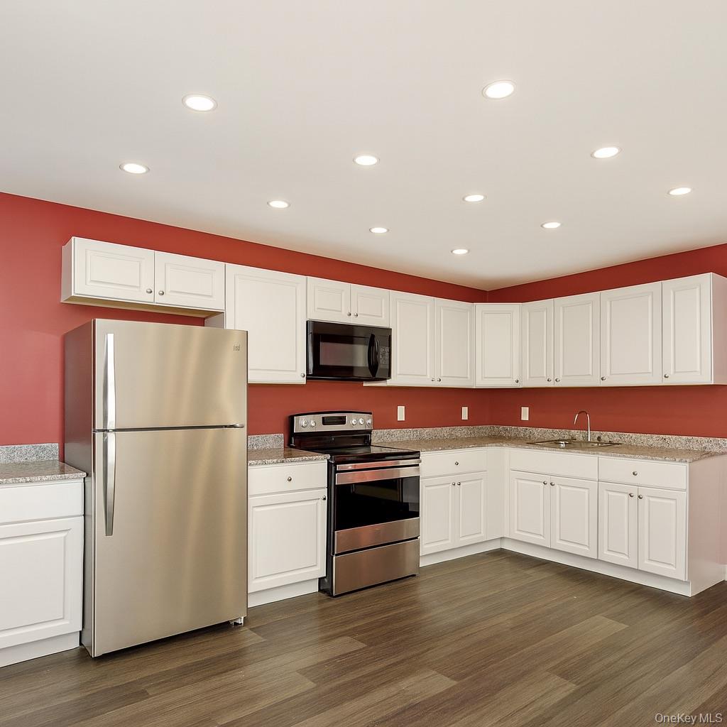 420 Broadway 3 Property Photo 1