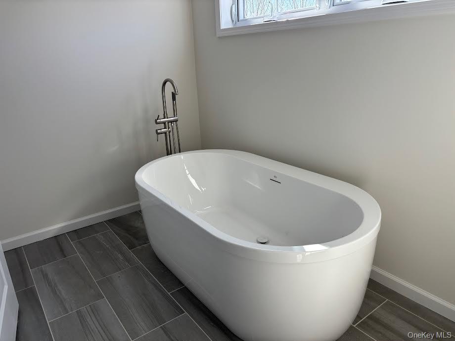4 Rosewood Lane Property Photo 25