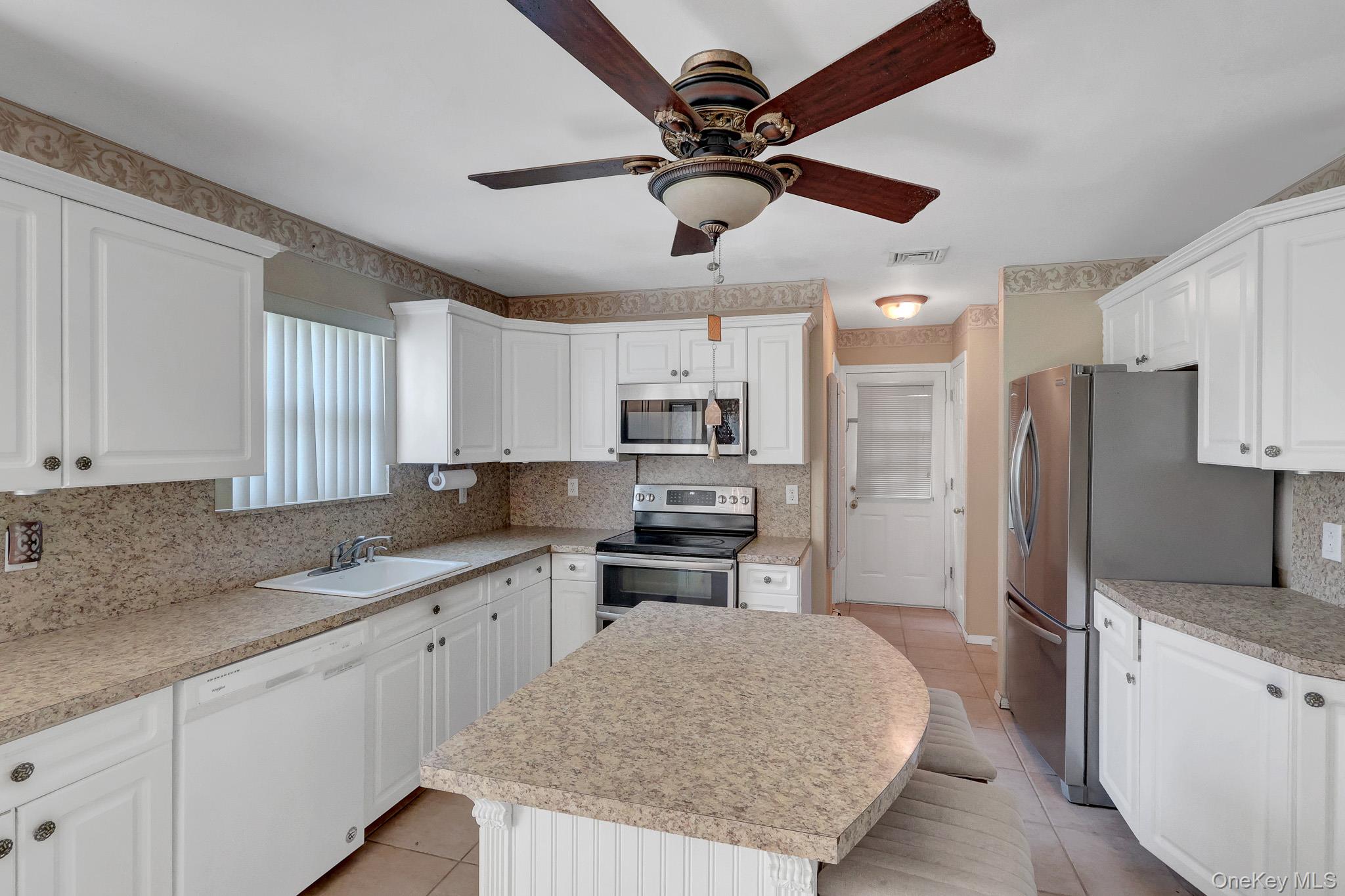 1453 7th Street Property Photo 17