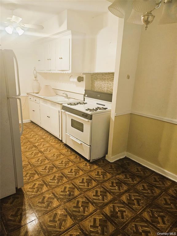 664 Remsen Avenue Property Photo 10