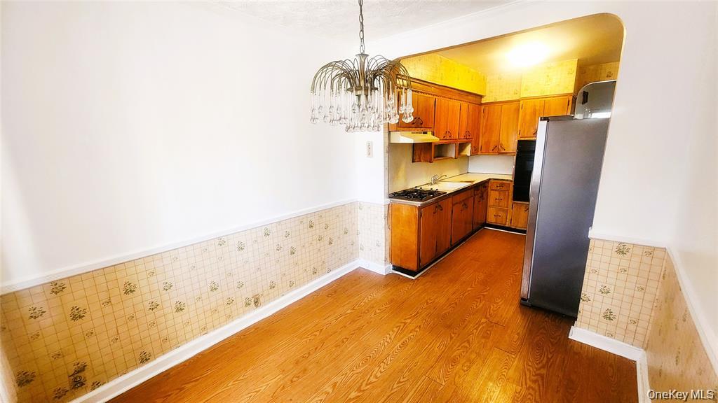 664 Remsen Avenue Property Photo 19