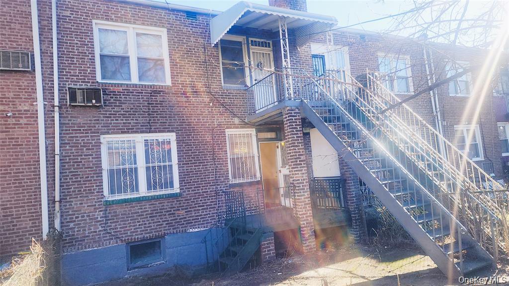 664 Remsen Avenue Property Photo 32