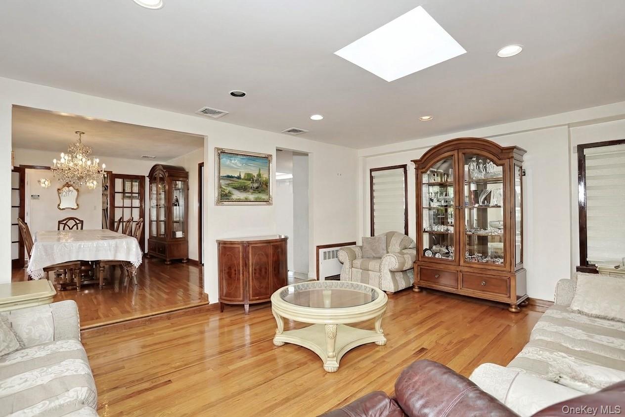 10 Briarcliff Drive Property Photo 6