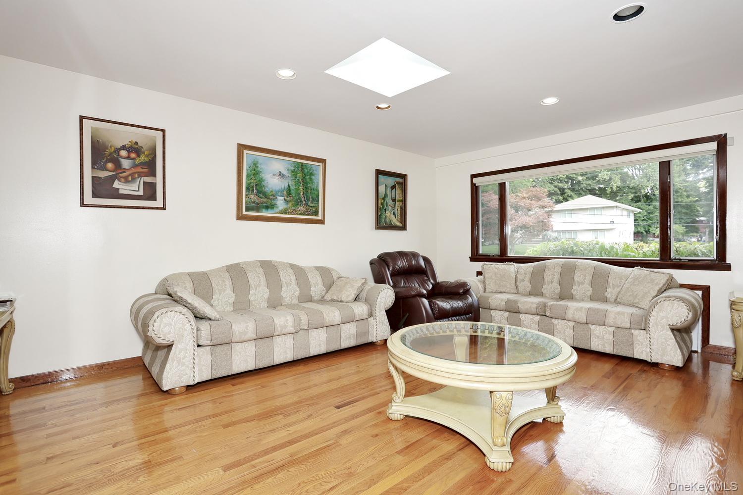 10 Briarcliff Drive Property Photo 7