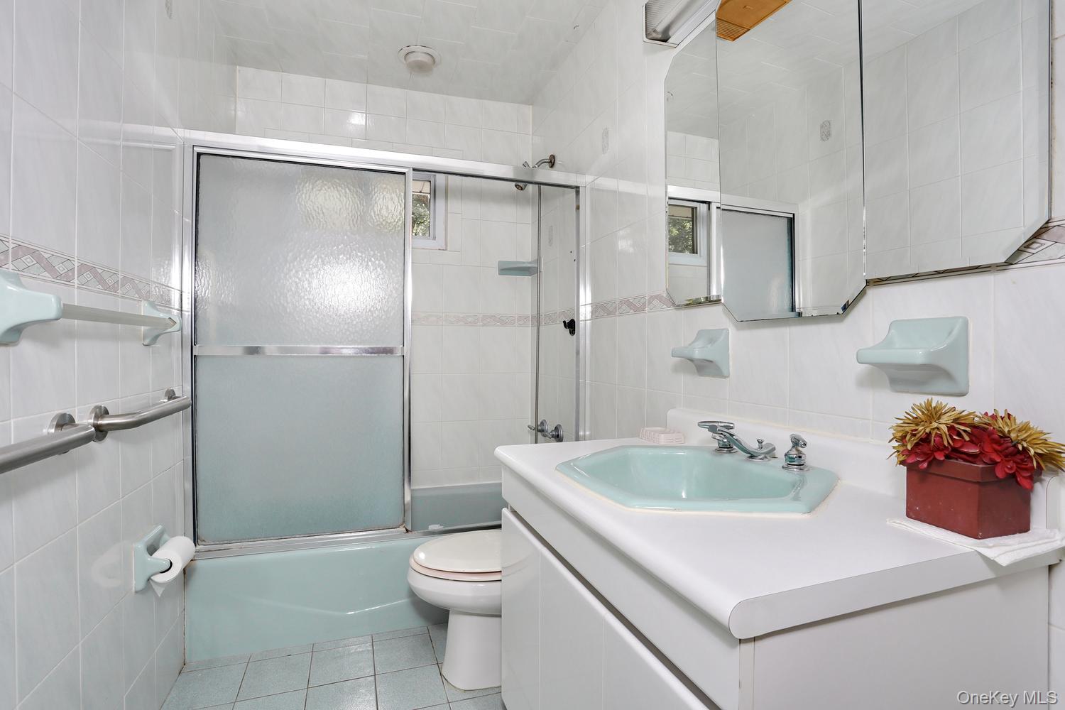 10 Briarcliff Drive Property Photo 14