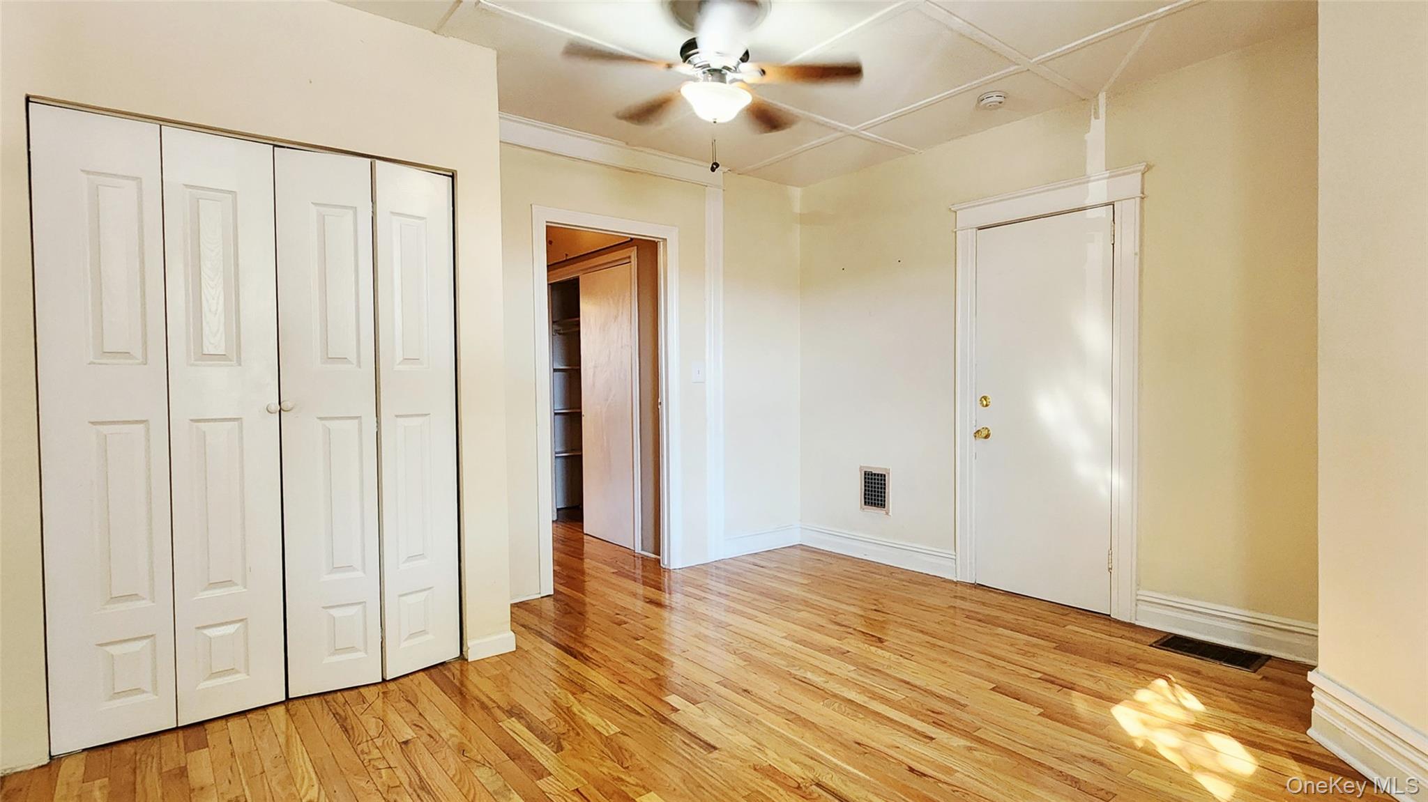 6431 Admiral Avenue Property Photo 3