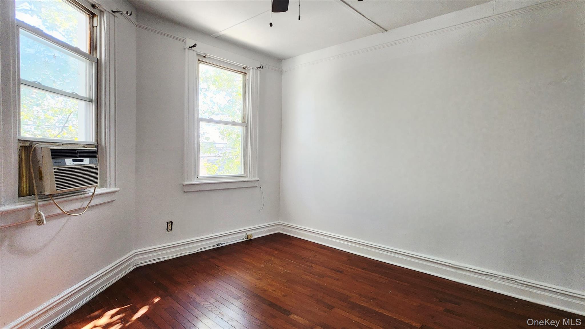 6431 Admiral Avenue Property Photo 9