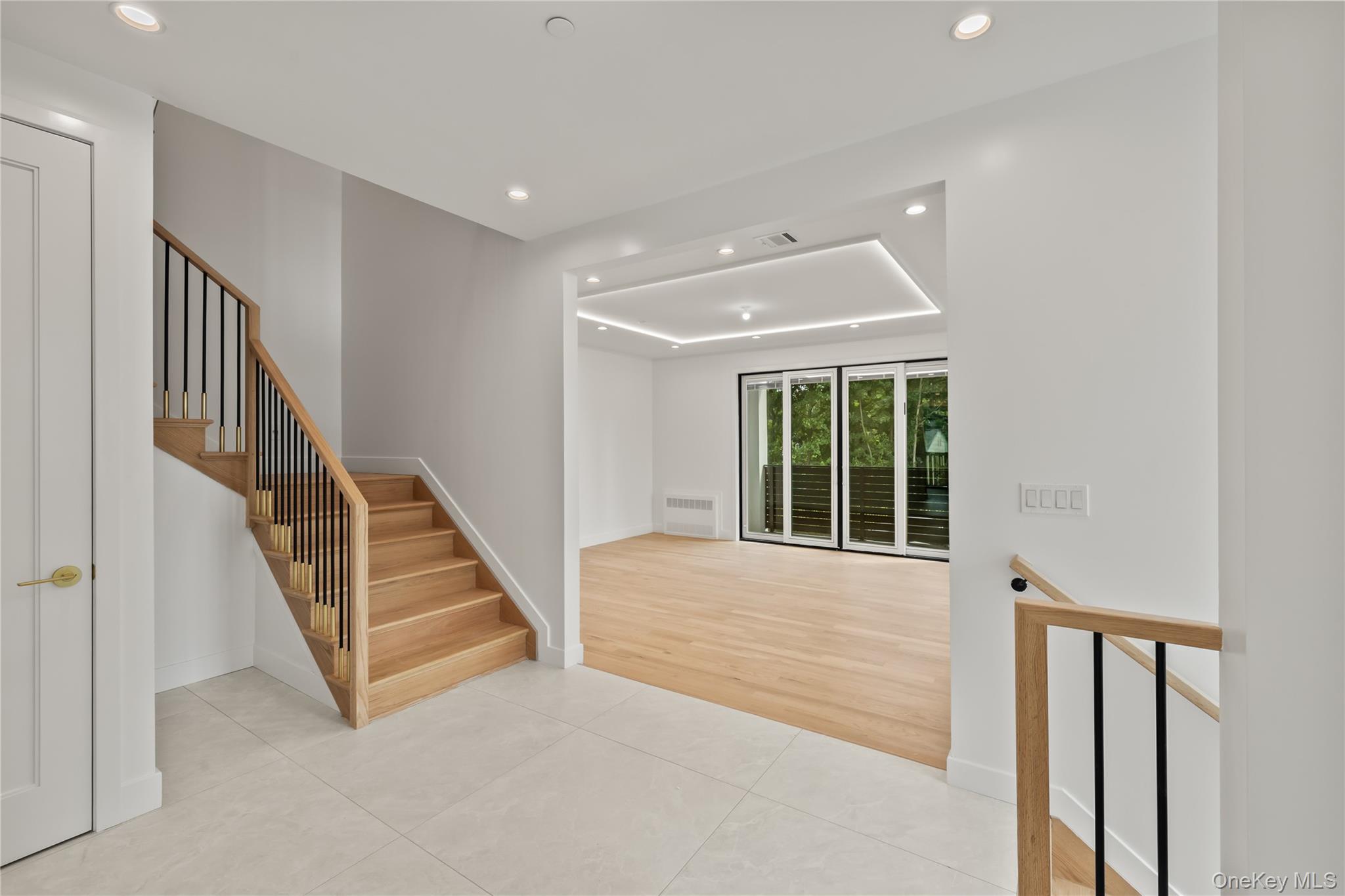 48 Noyes Avenue 201 Property Photo 9