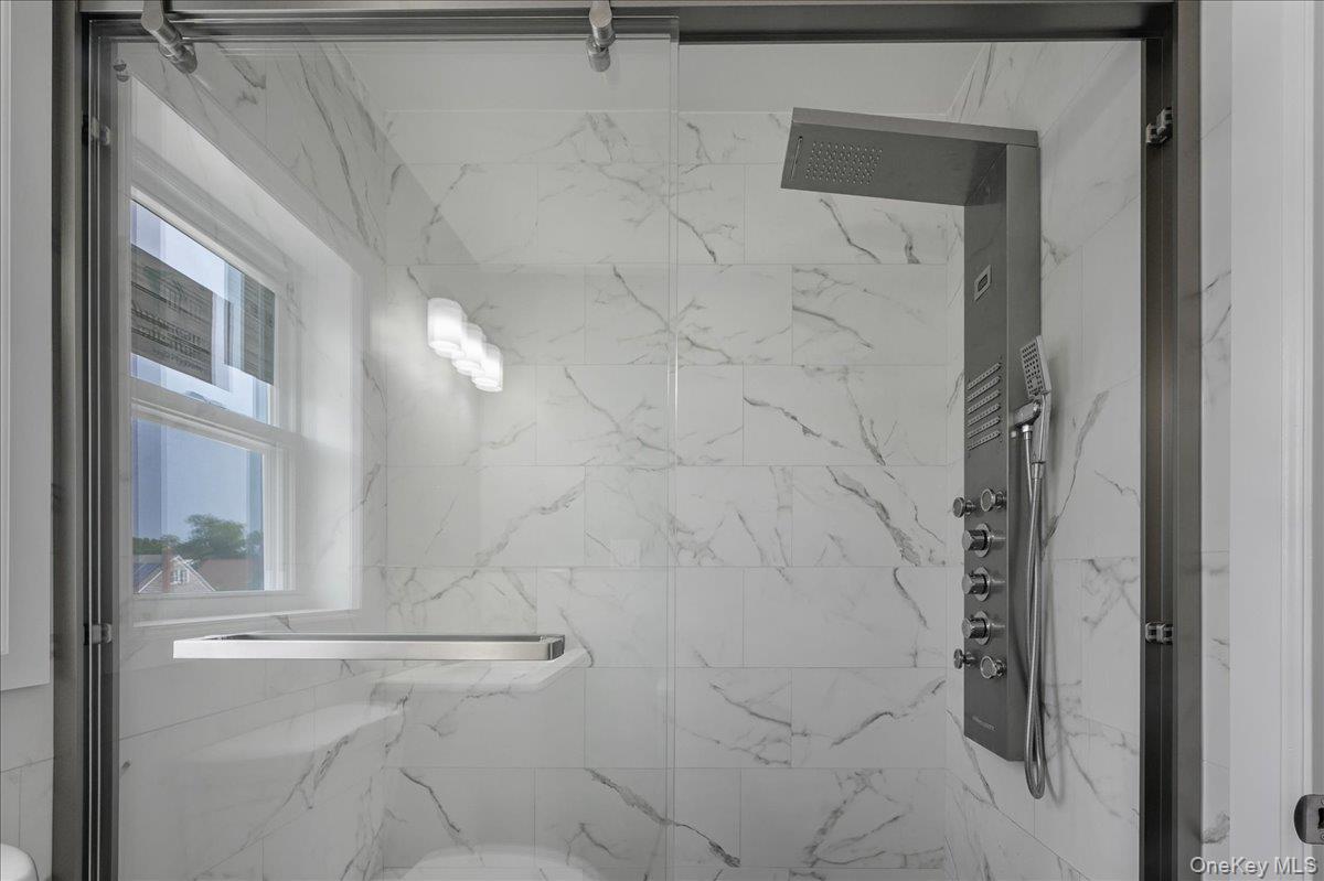 17 Sapir Street Property Photo 12