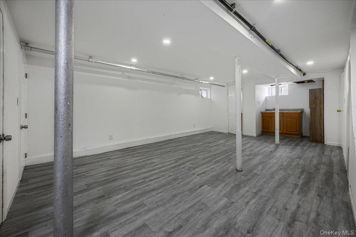 17 Sapir Street Property Photo 18
