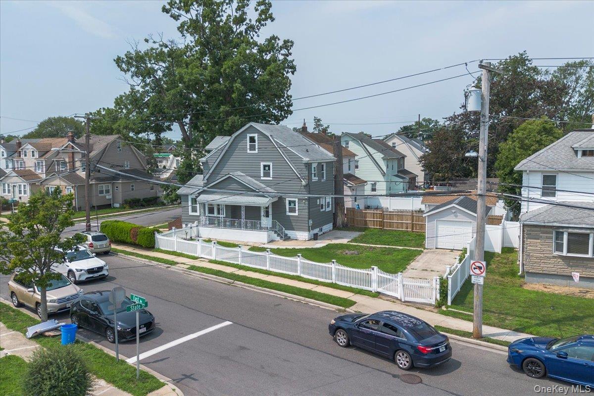 17 Sapir Street Property Photo 23