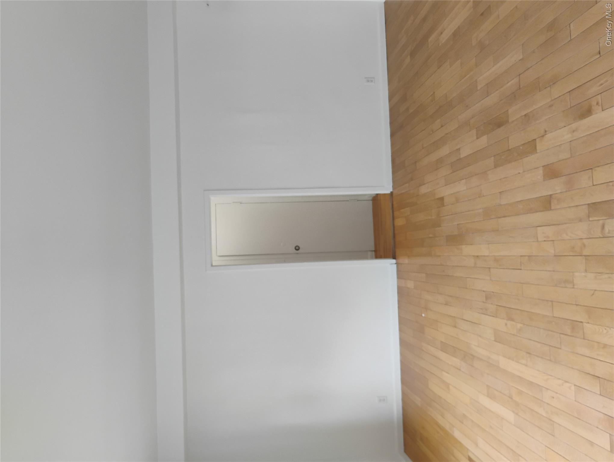 5 Fordham Hill Oval 9a Property Photo 3