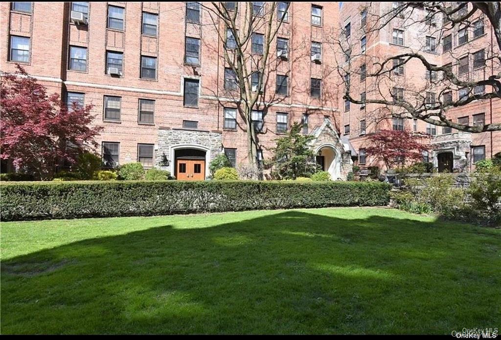 840 Bronx River Road 3b Property Photo 8