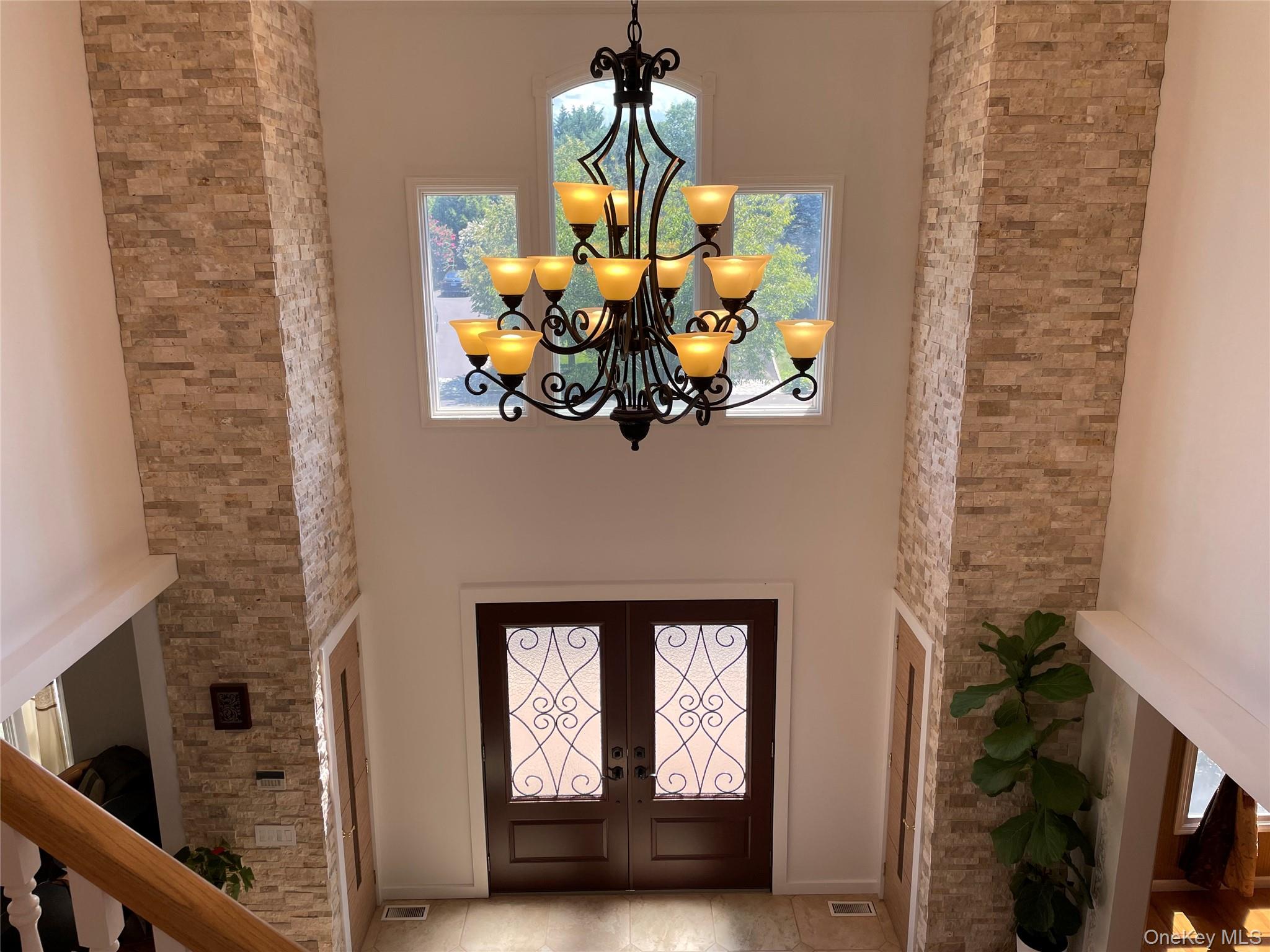 5 Home Court Property Photo 7