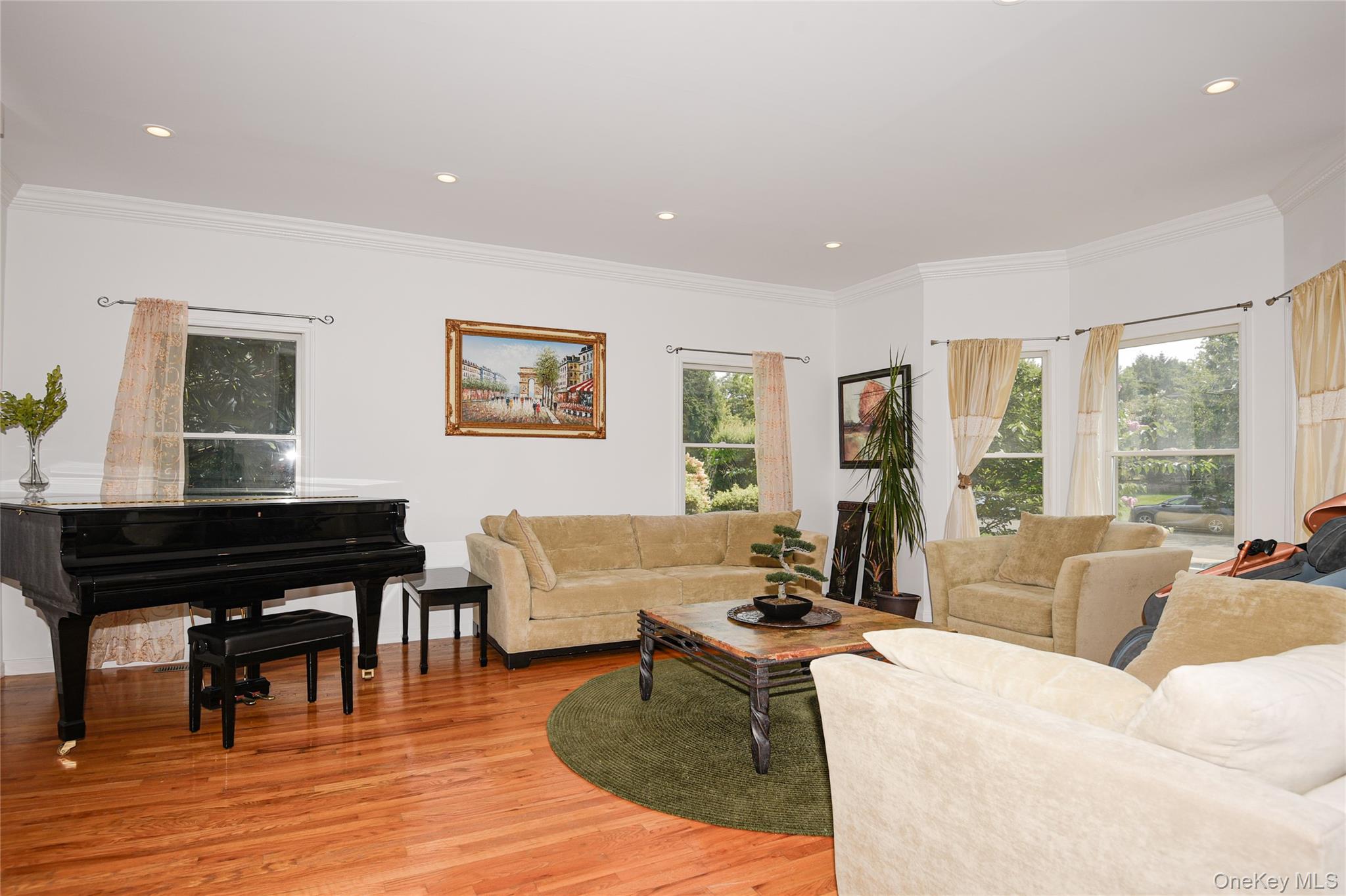 5 Home Court Property Photo 9