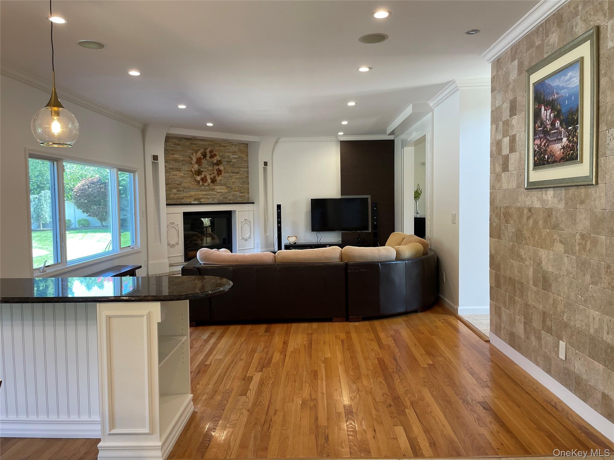 5 Home Court Property Photo 16