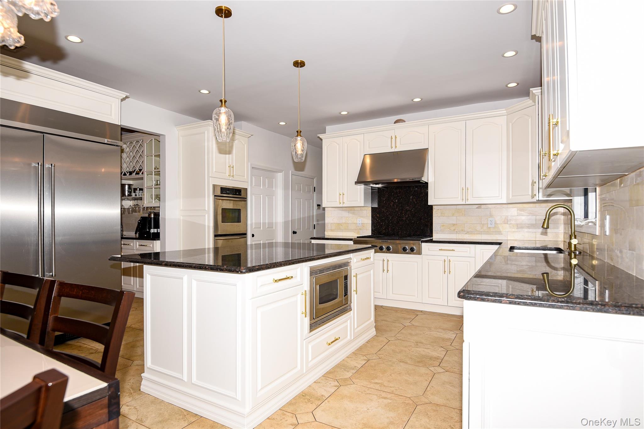 5 Home Court Property Photo 17