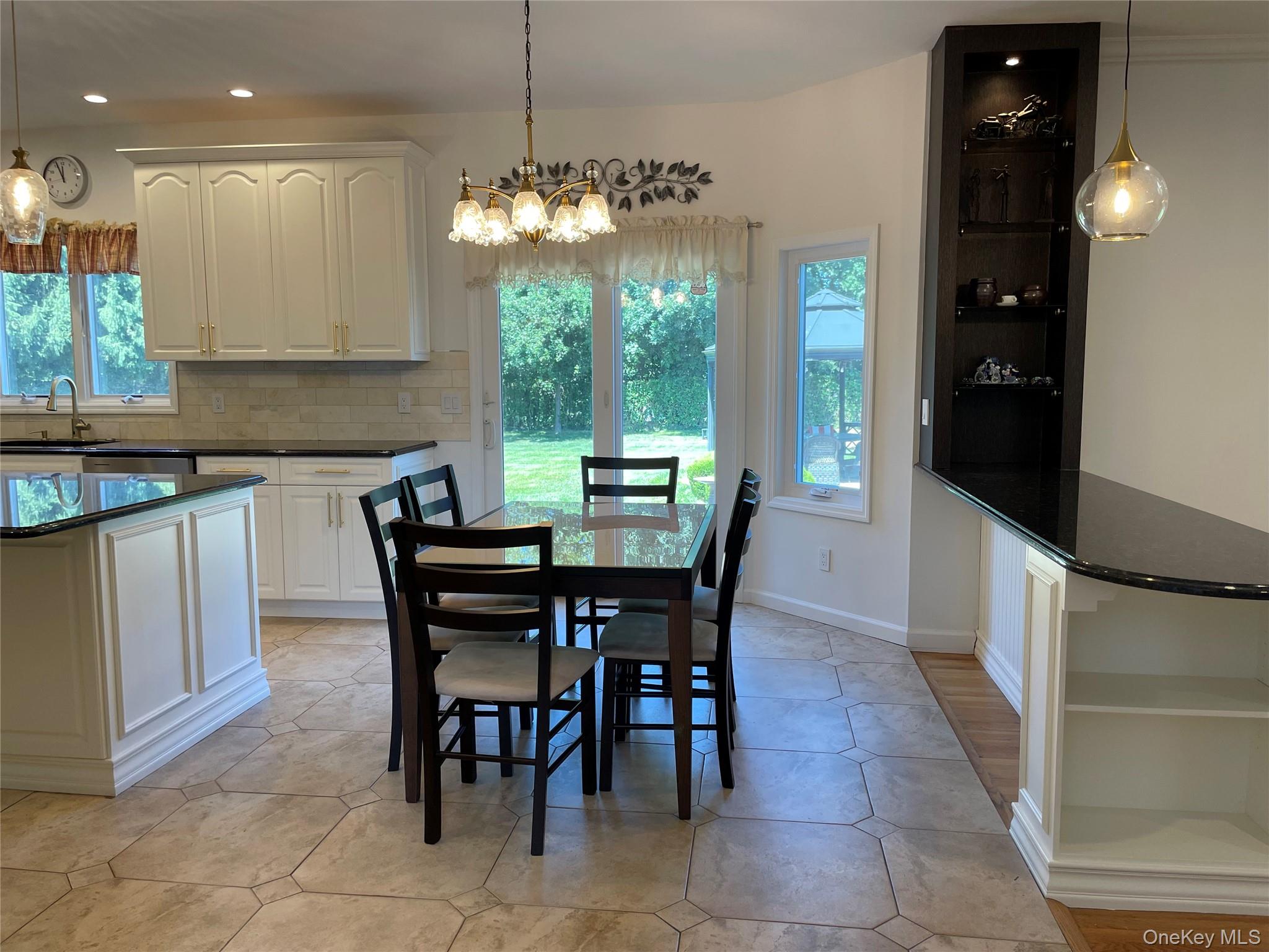 5 Home Court Property Photo 23