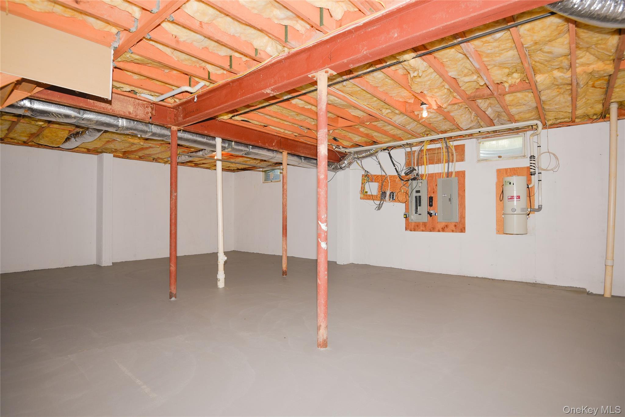 5 Home Court Property Photo 38