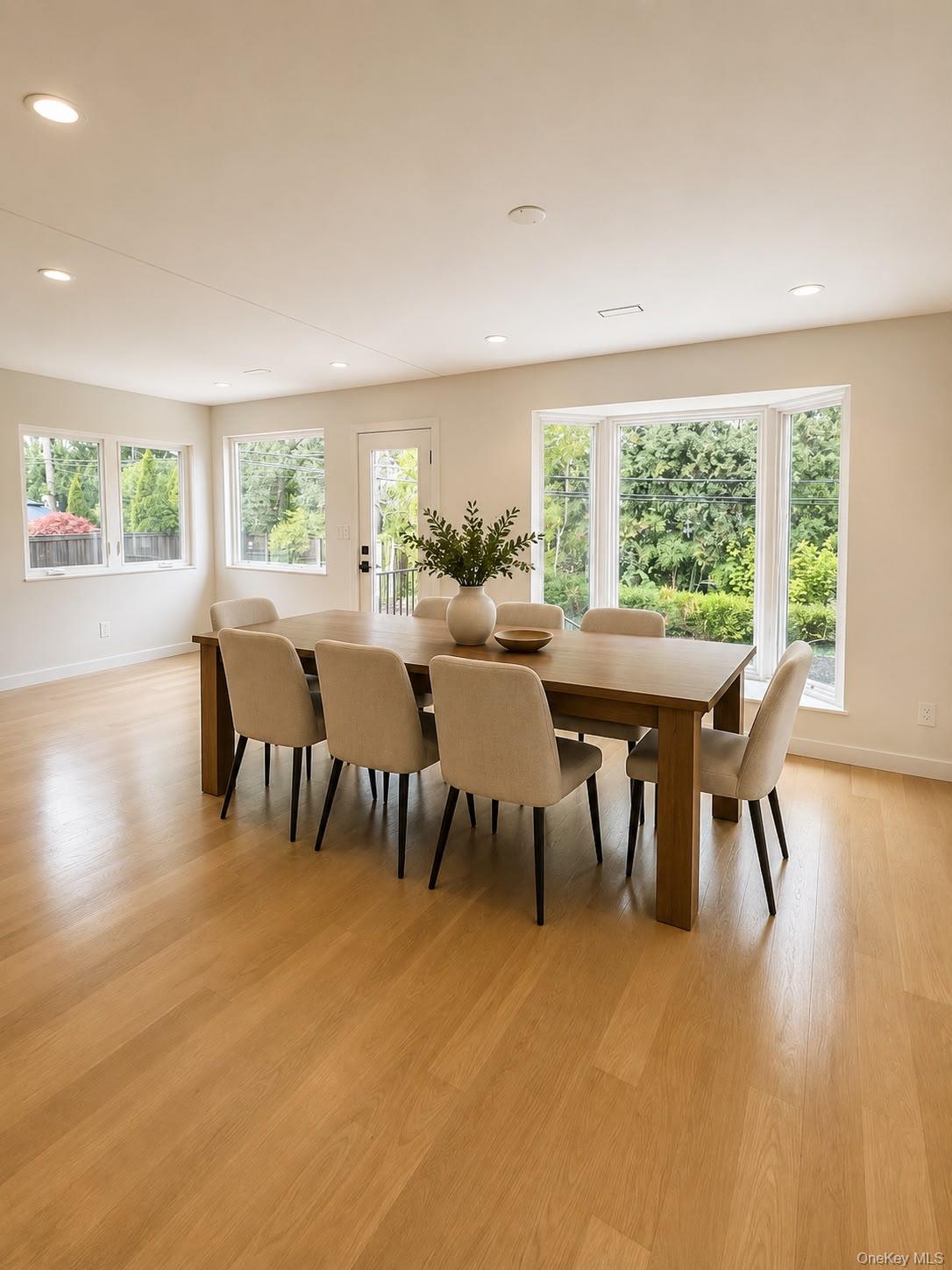 5 Warren Place Property Photo 6