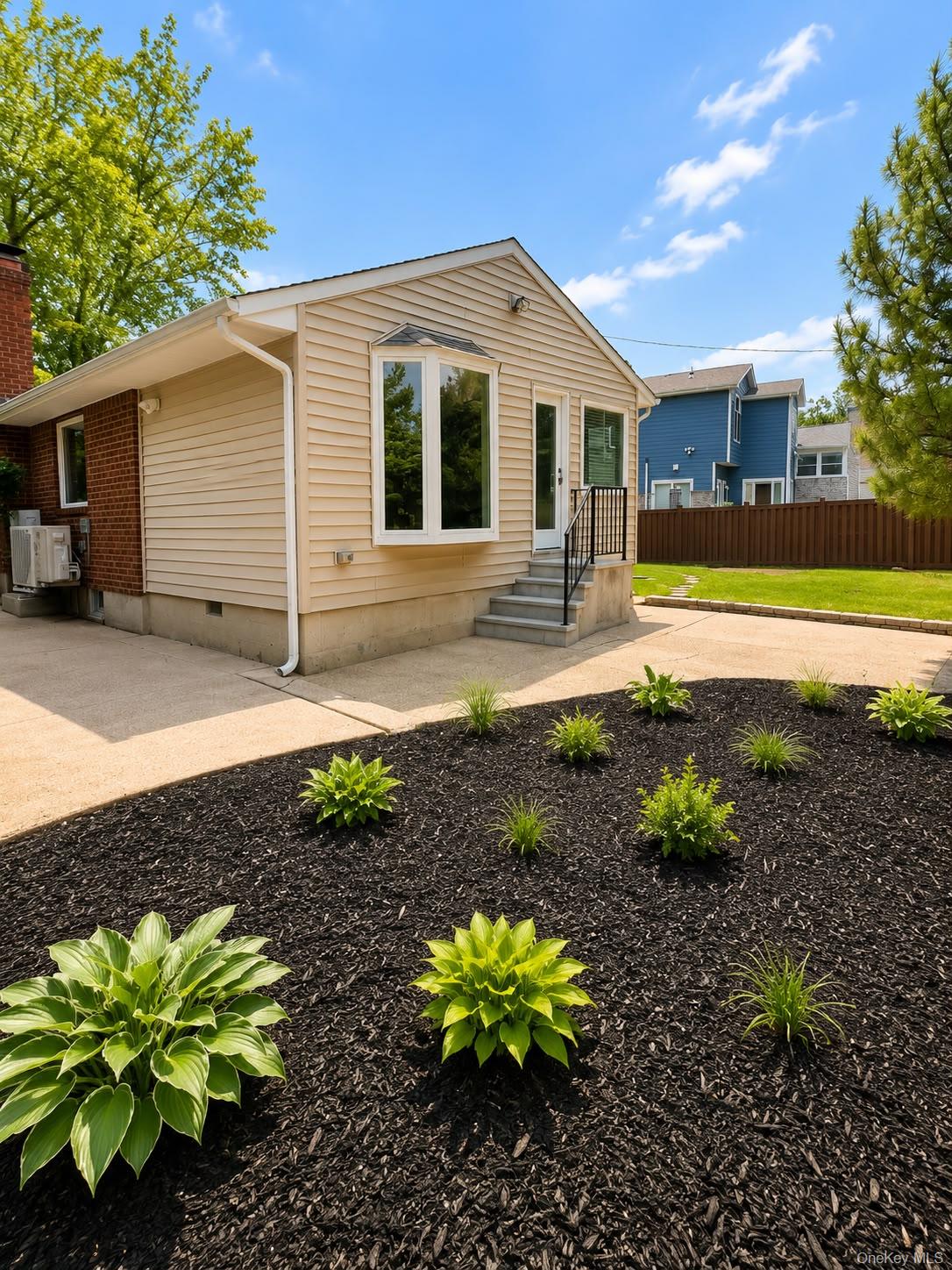 5 Warren Place Property Photo 19