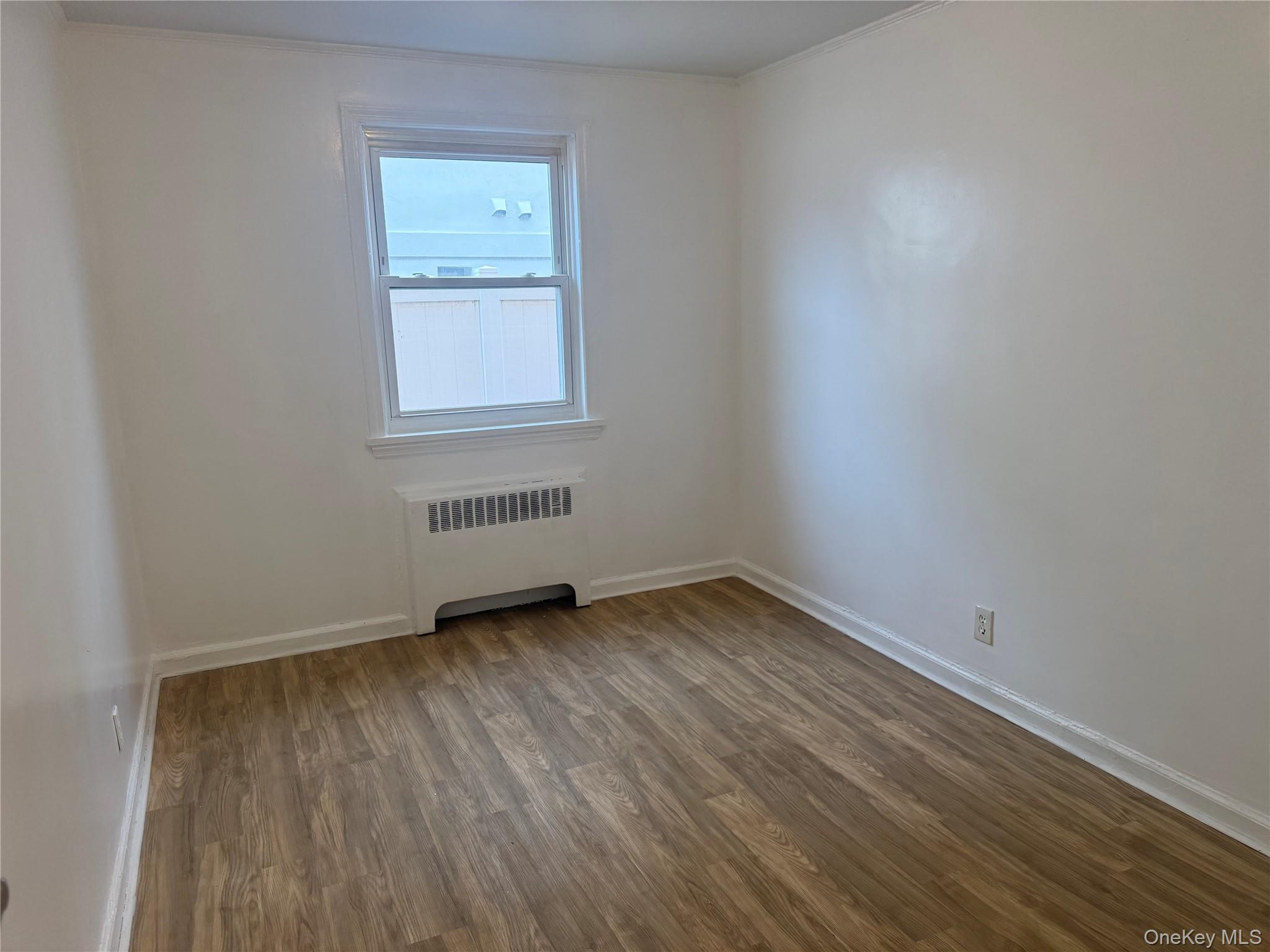 646 E Park Avenue Property Photo 5