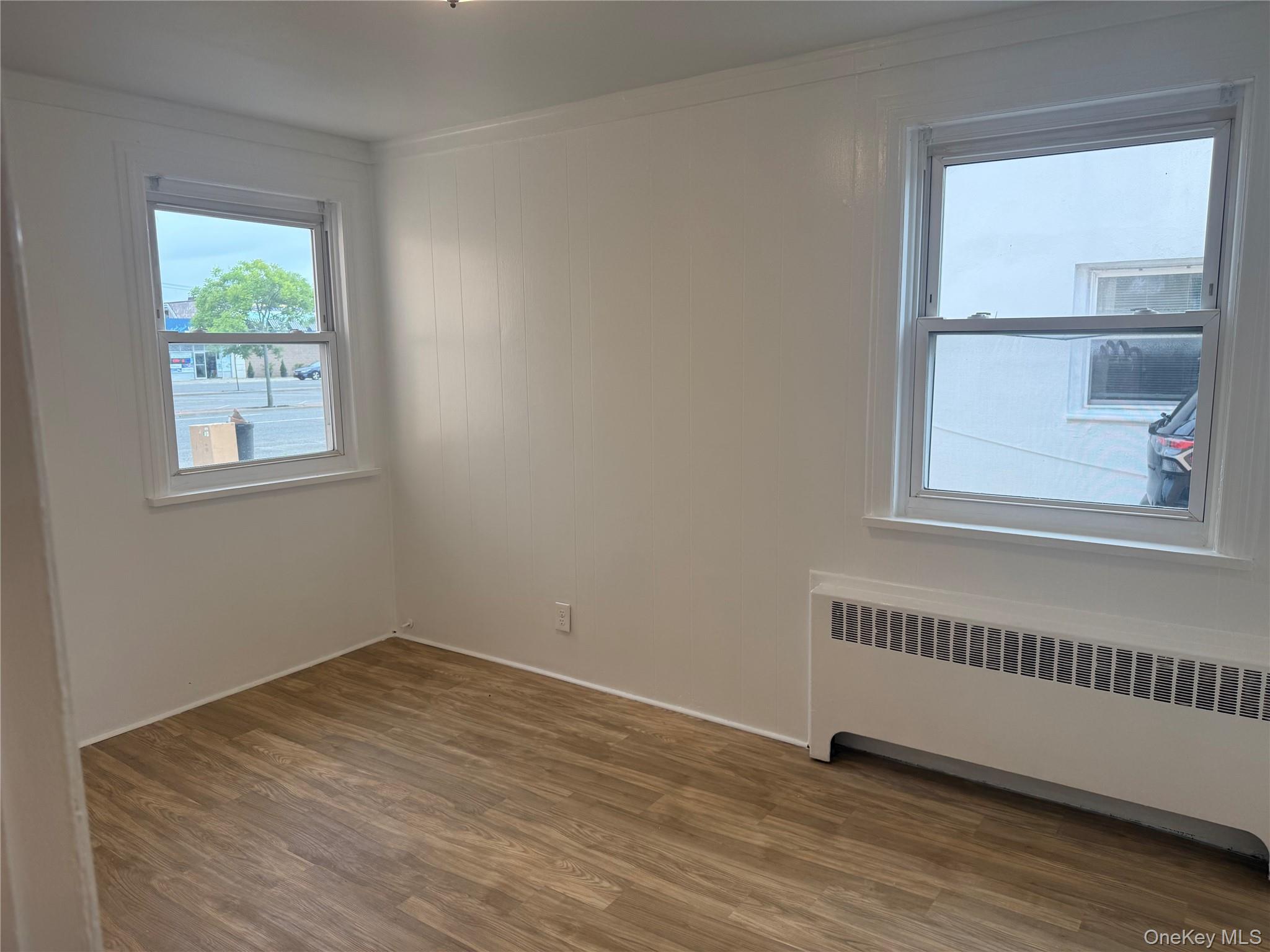646 E Park Avenue Property Photo 7