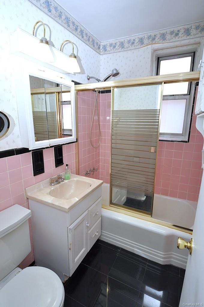 491 Riverdale Avenue 5a Property Photo 33