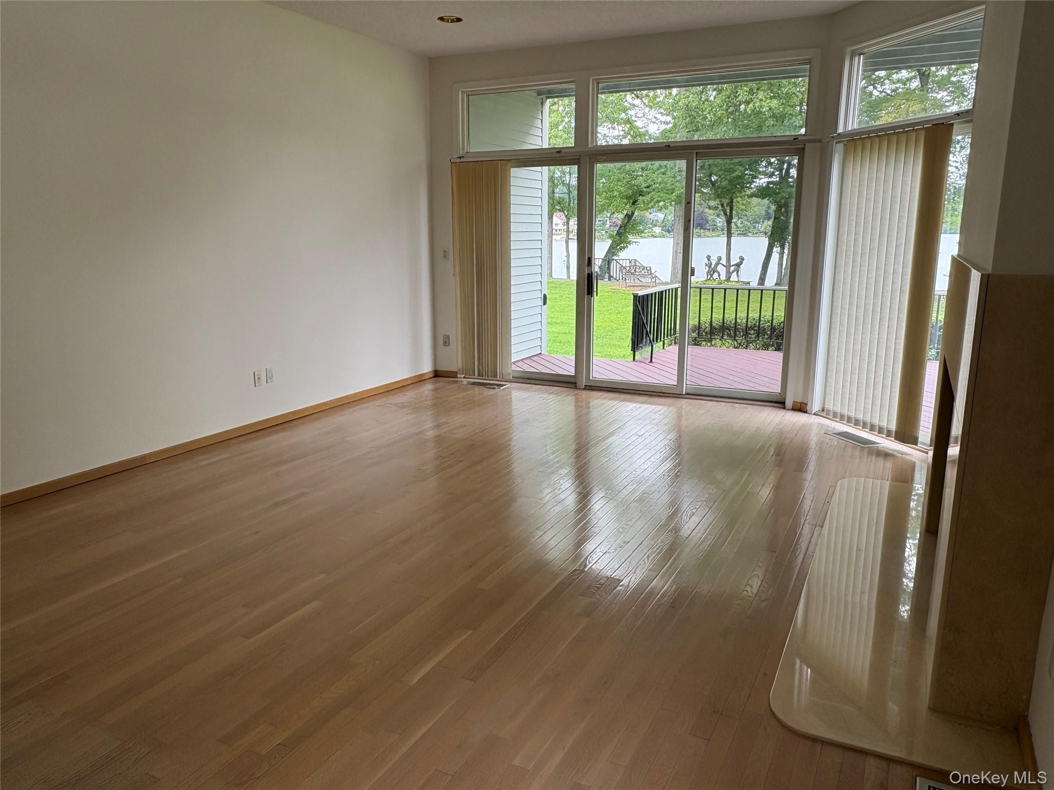 41 Waterside Close Property Photo 10