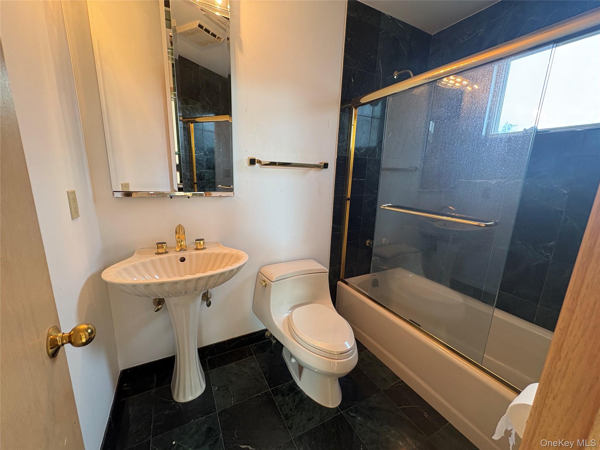 41 Waterside Close Property Photo 24