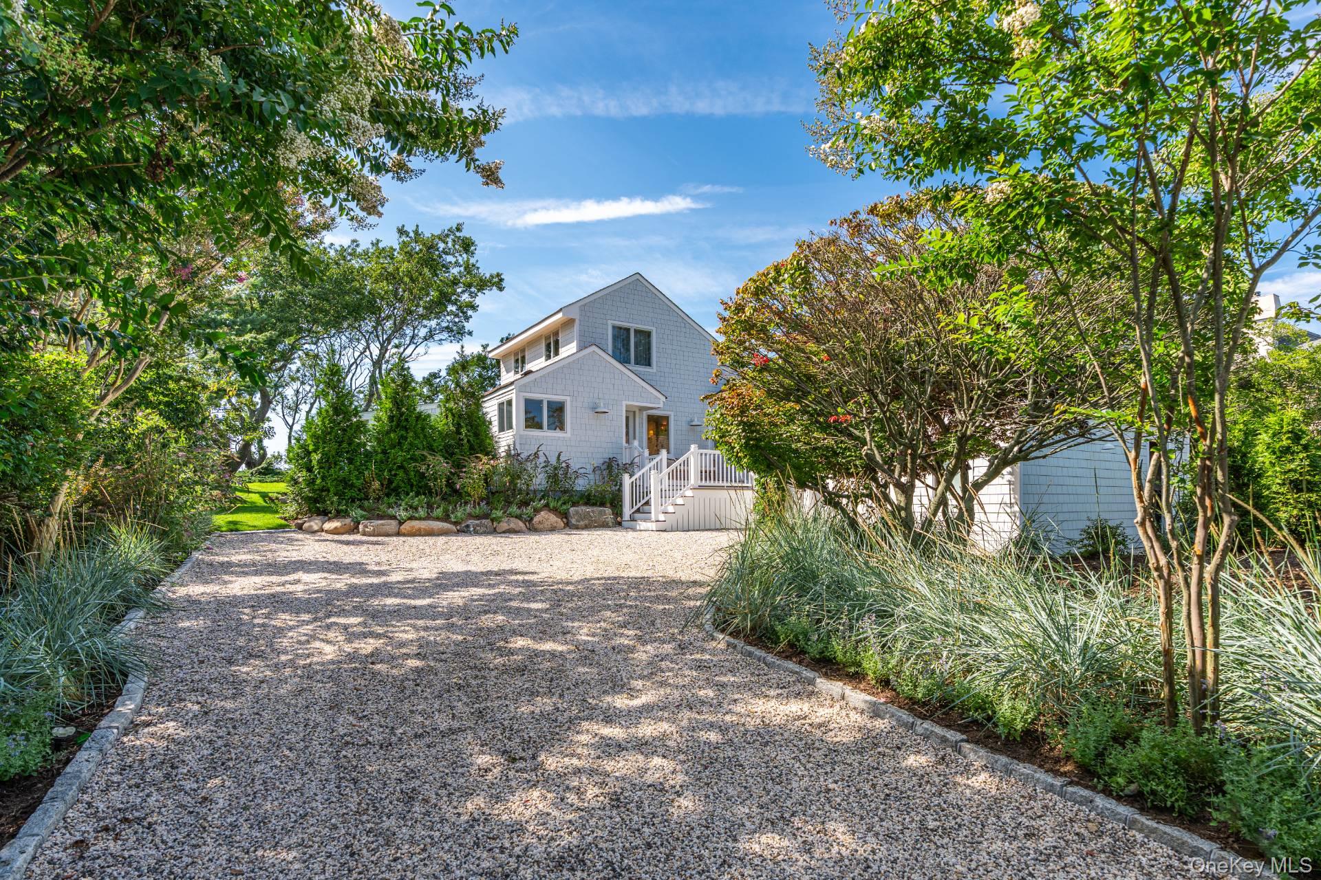 380 The Strand Property Photo 10