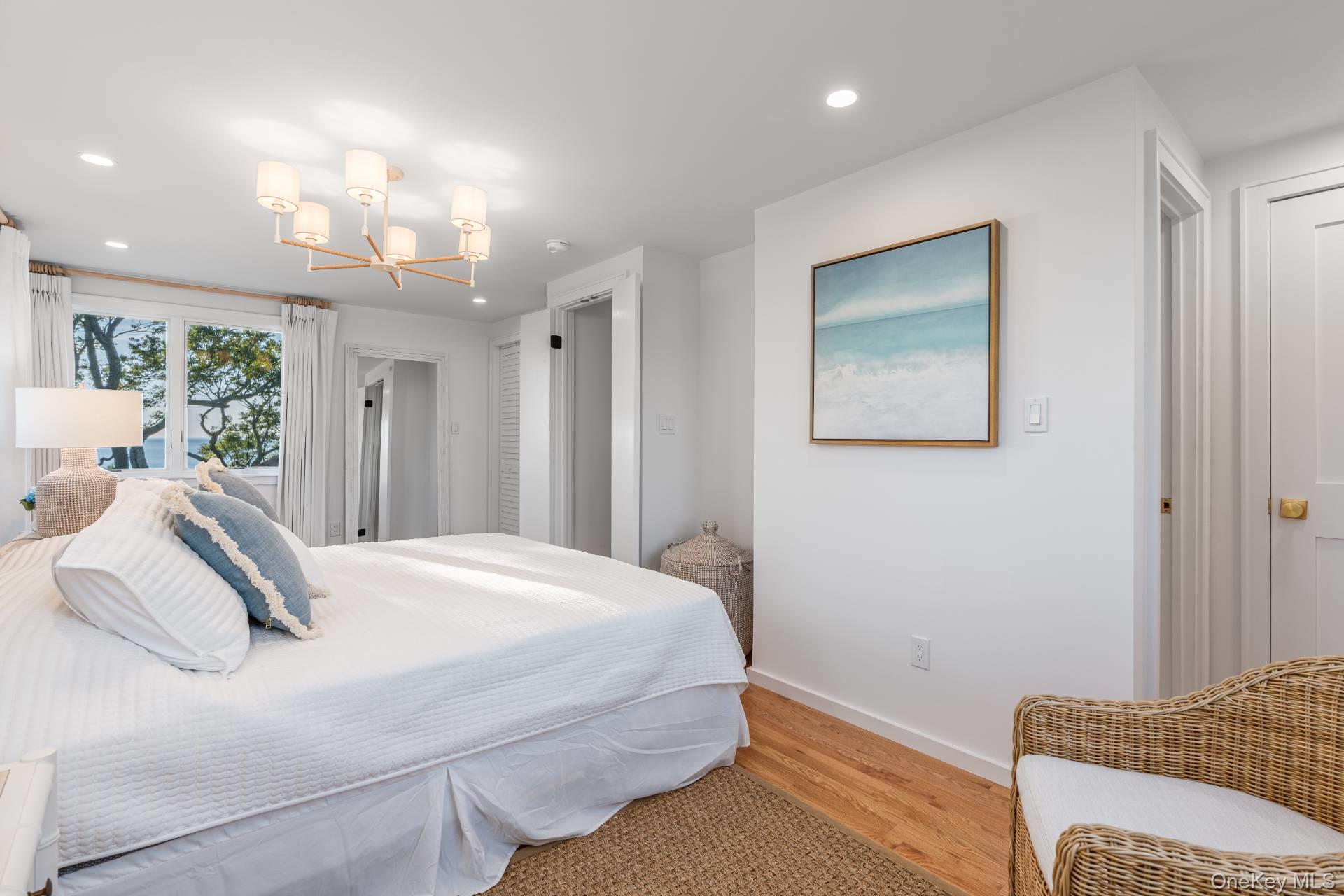 380 The Strand Property Photo 20