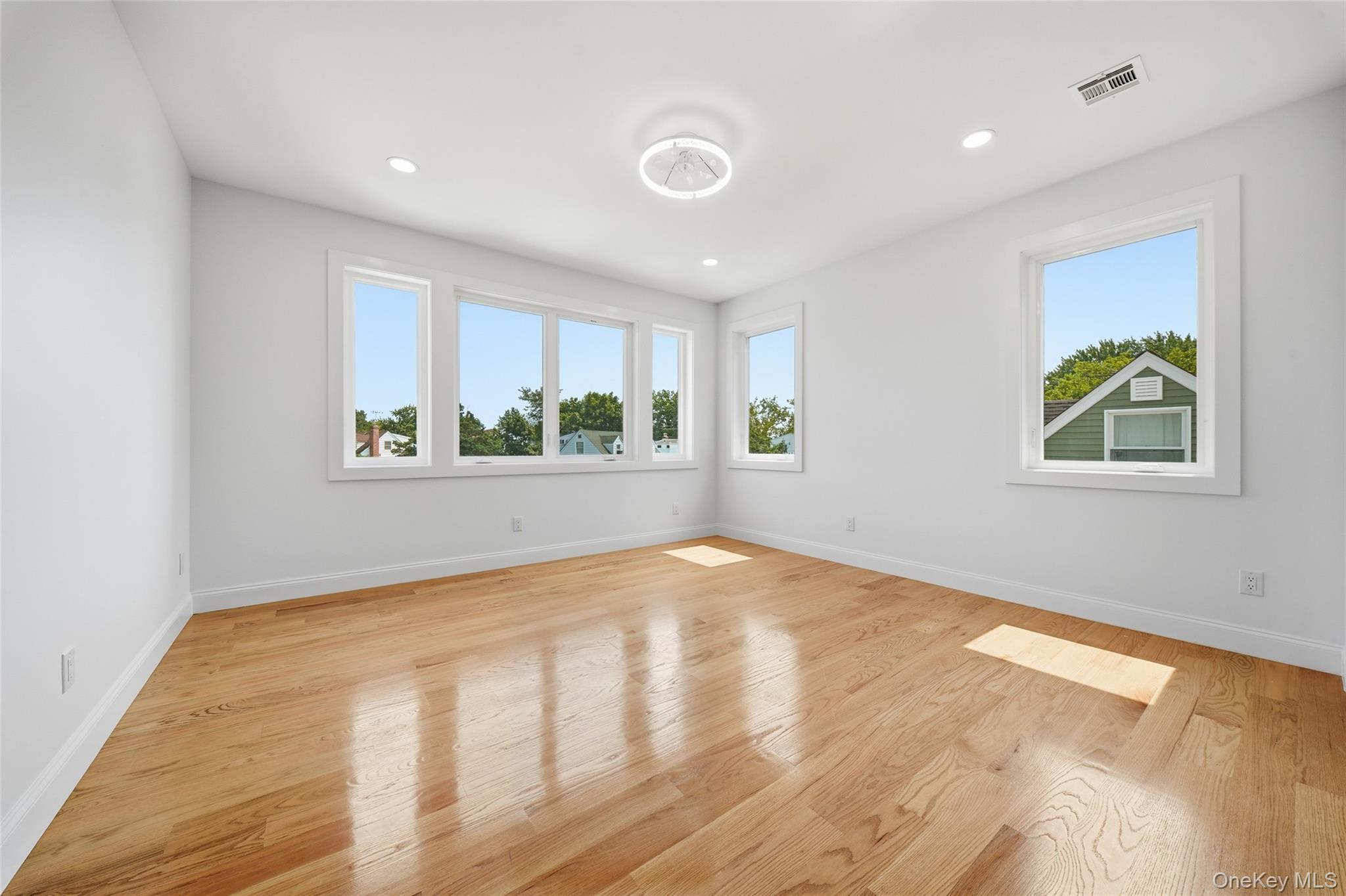 387 Sherbourne Road Property Photo 20