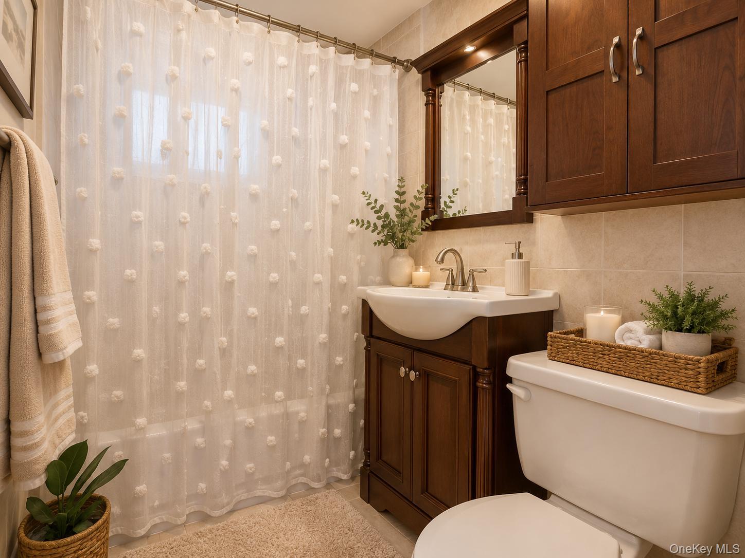 2451 Wilson Avenue Property Photo 12