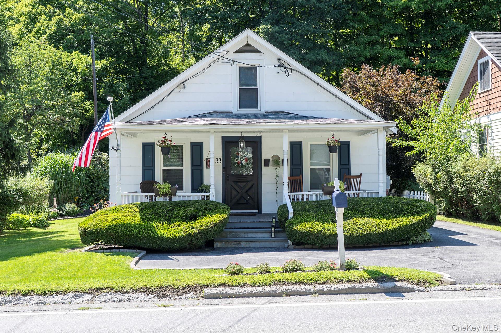33 North Avenue Property Photo 1