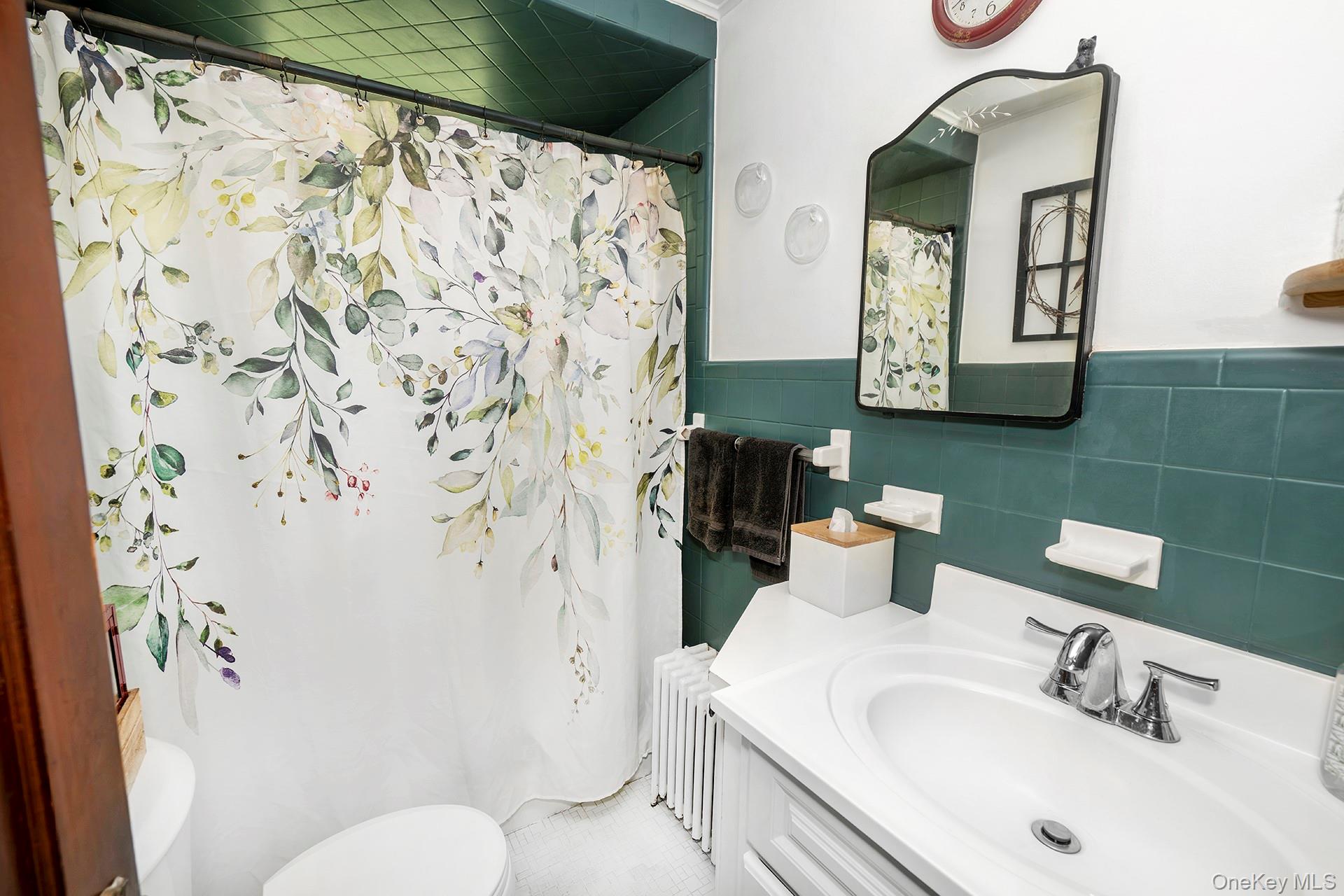 33 North Avenue Property Photo 18