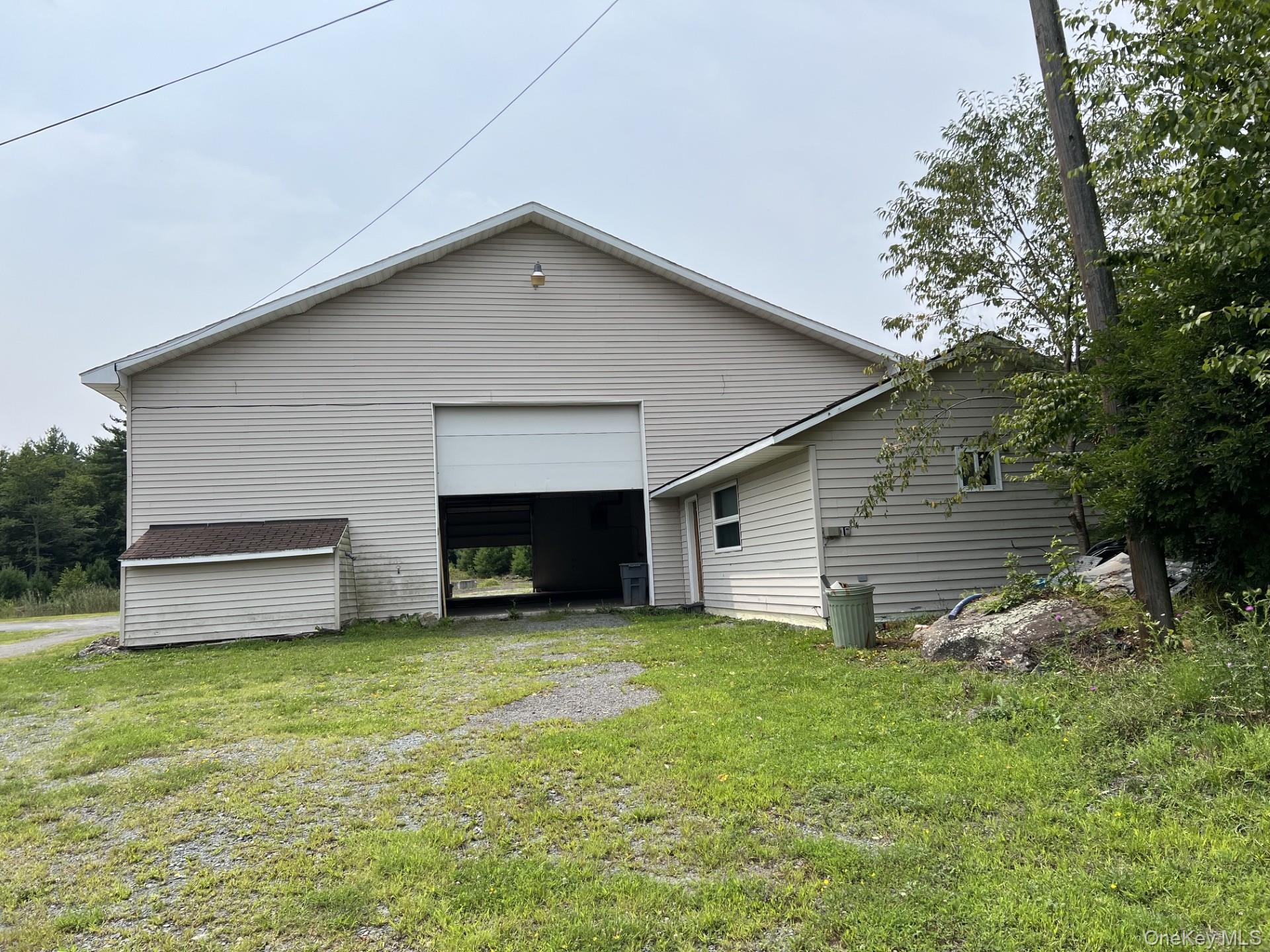155 Heiden Road Bldg #3 Property Photo 1