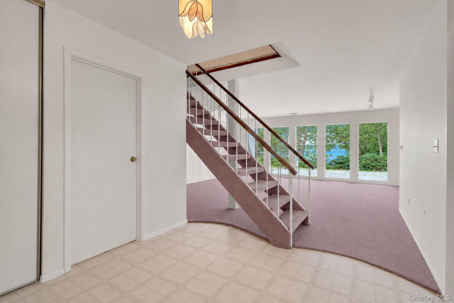 51 Rockledge Path Property Photo 13