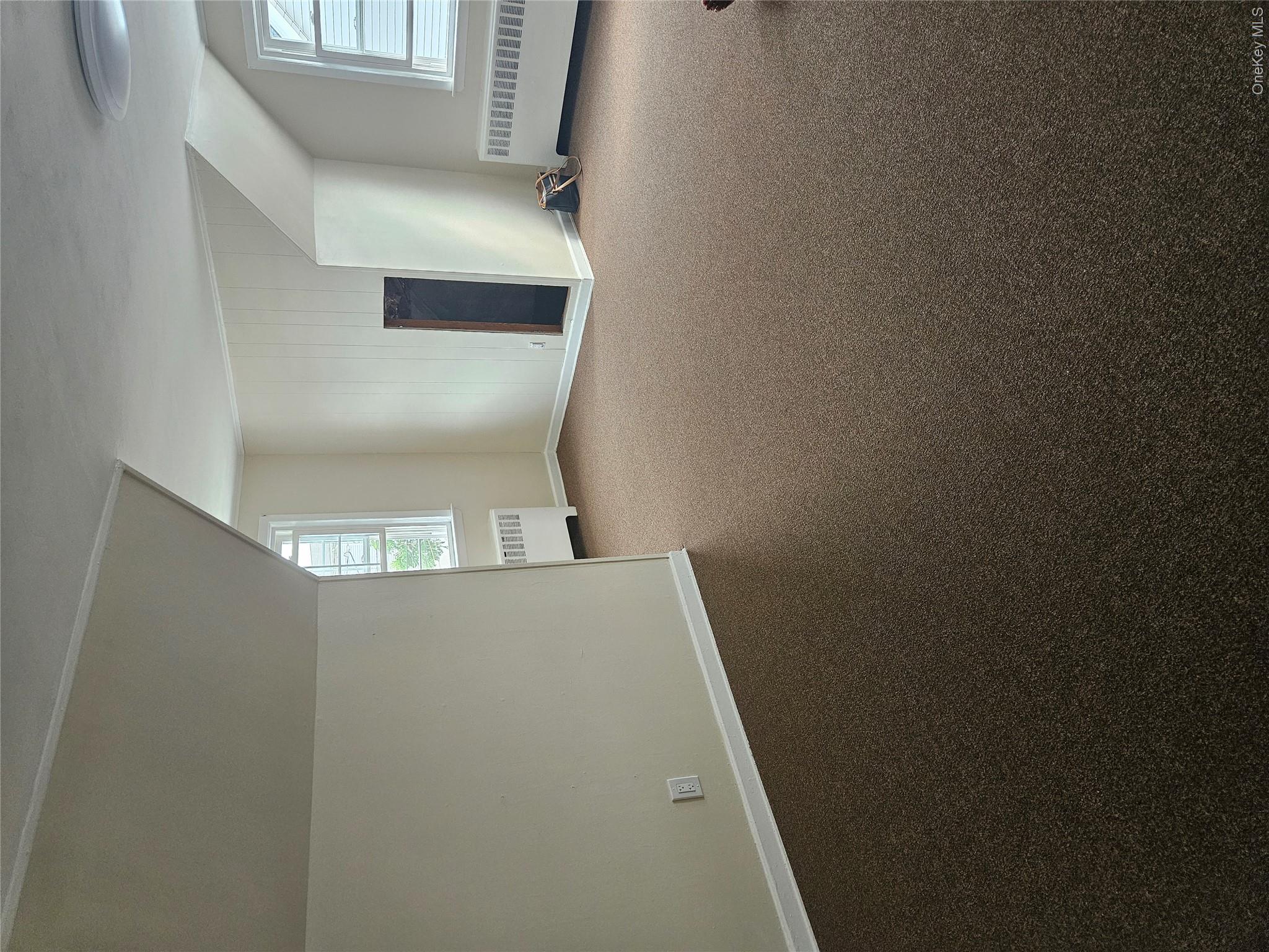 14424 223rd Street Property Photo 2