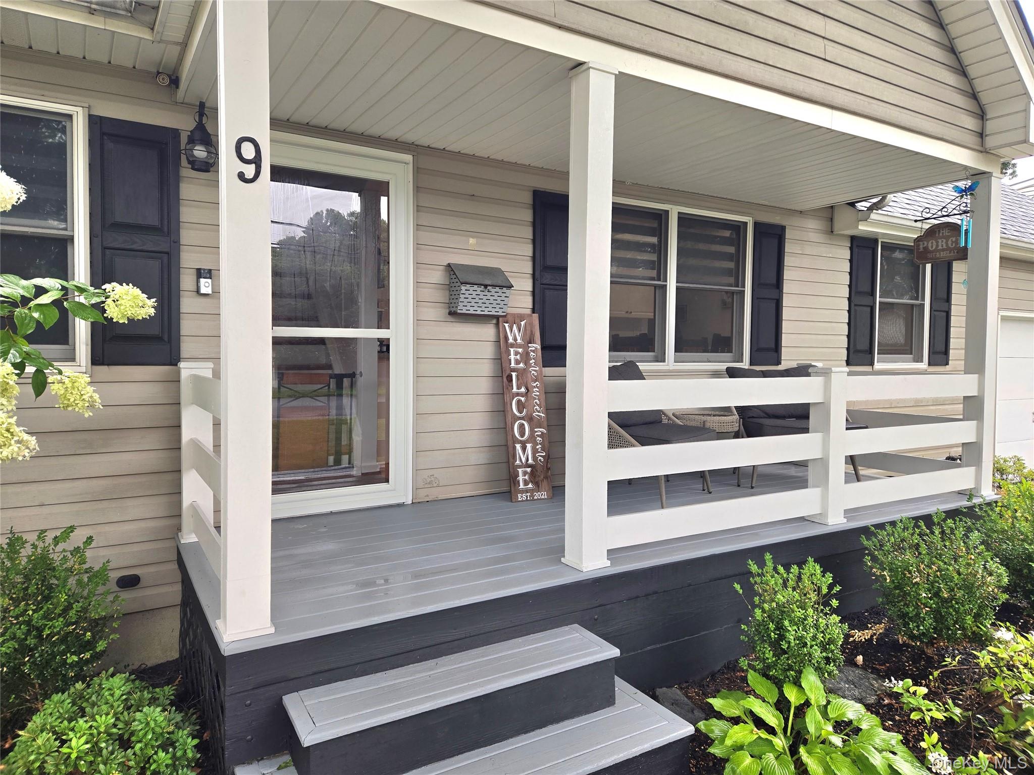 9 Runyon Street Property Photo 3