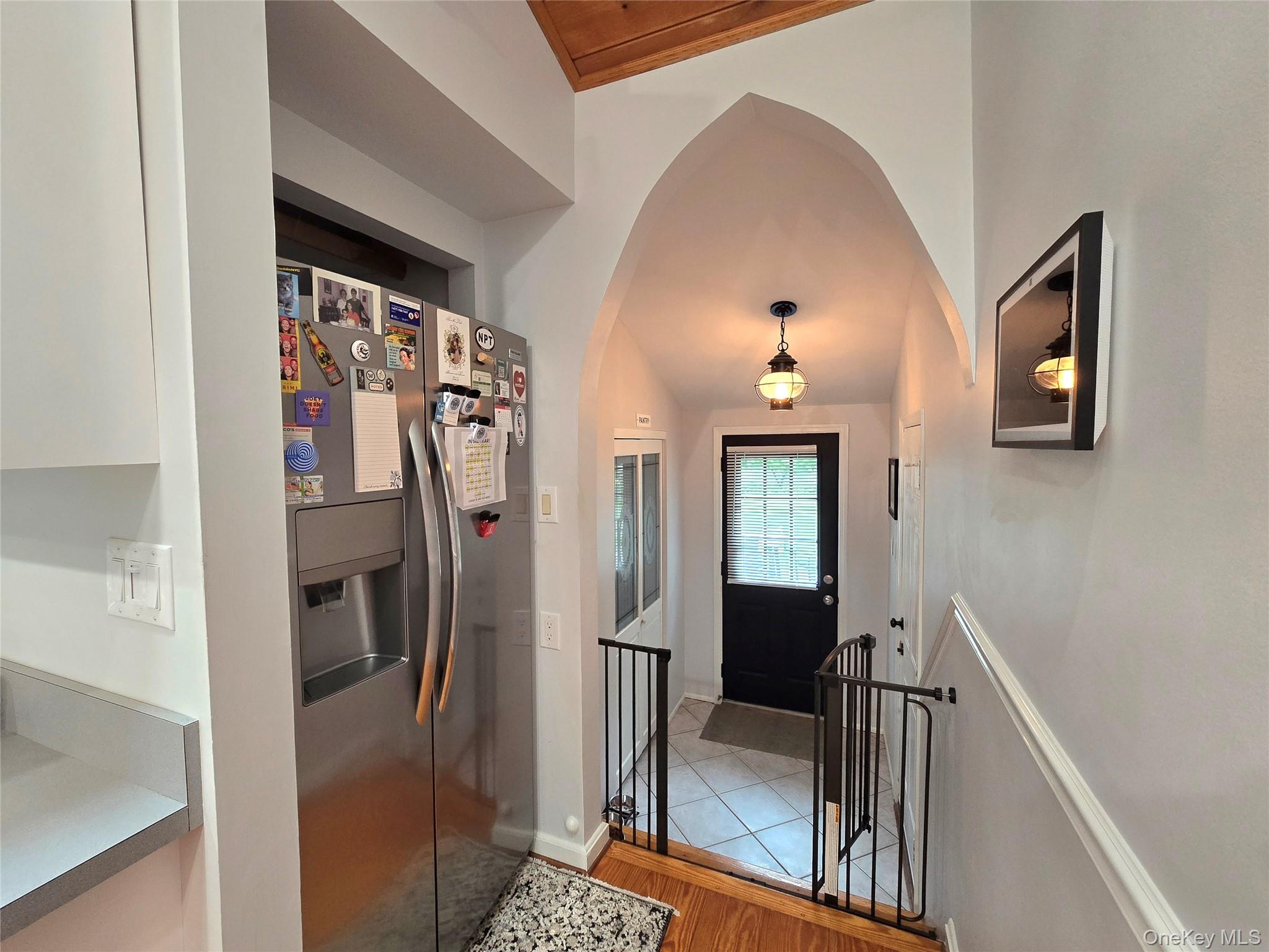 9 Runyon Street Property Photo 20