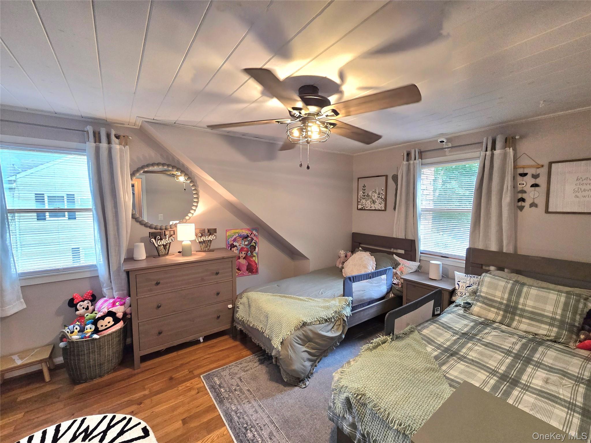 9 Runyon Street Property Photo 31
